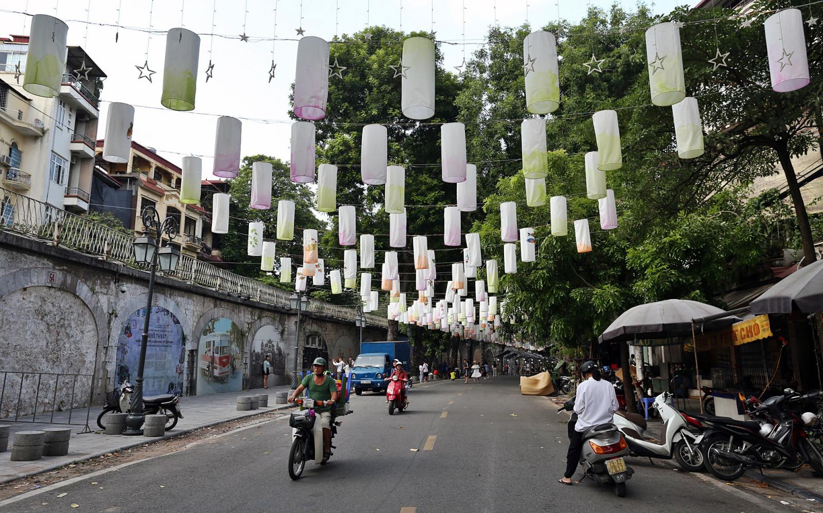 Từ 22/7: Thí điểm tổ chức giao thông hai chiều trên đường Phùng Hưng - 1