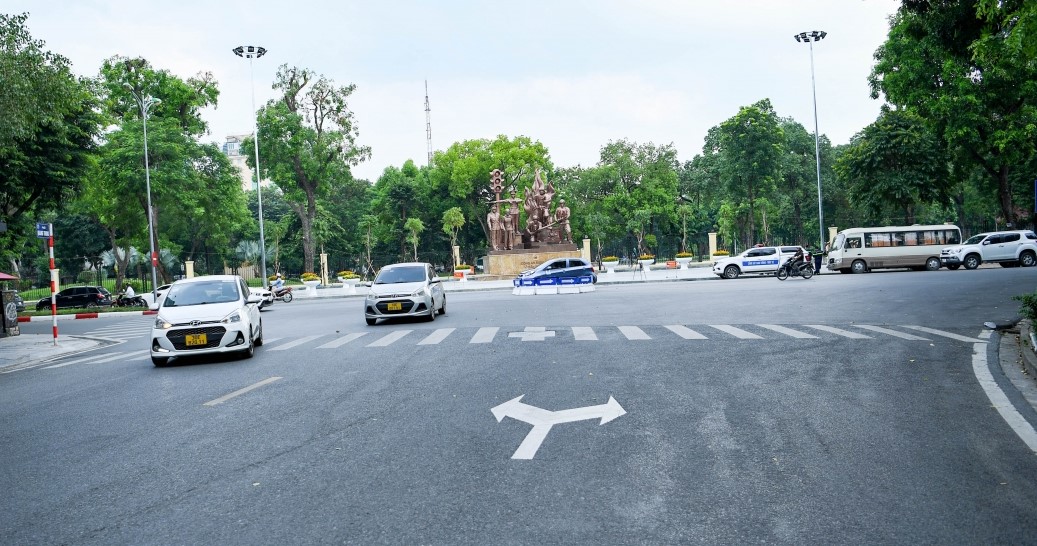Từ 22/7: Thí điểm tổ chức giao thông hai chiều trên đường Phùng Hưng - 2