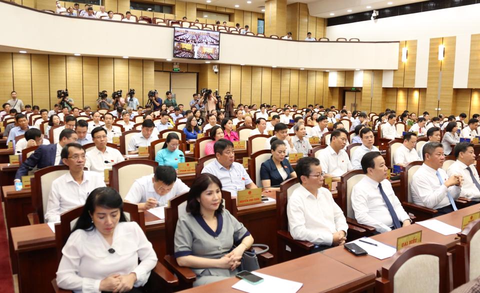 100% đại biểu tán thành đồng chí Trần Sỹ Thanh làm Chủ tịch UBND TP Hà Nội - 1
