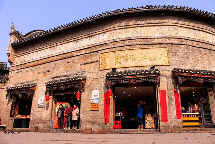 Phượng Hoàng cổ trấn - Thị trấn cổ kính quyến rũ nhất ở Trung Quốc - 9