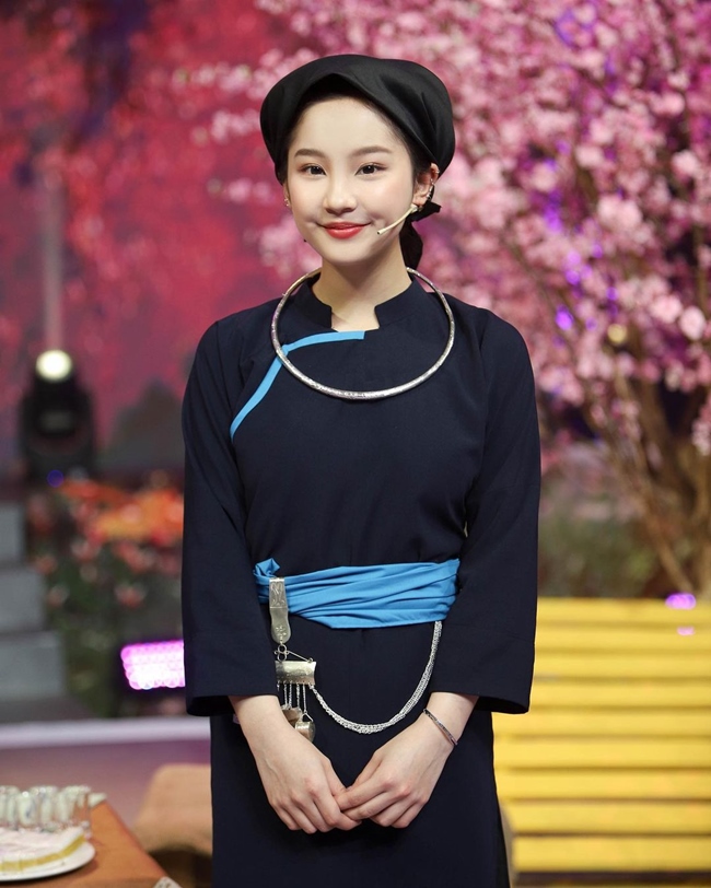 Cô gái Tày đẹp như diễn viên Hong Kong, hot girl 2k2 xứ Lạng gây sốt MXH - 7