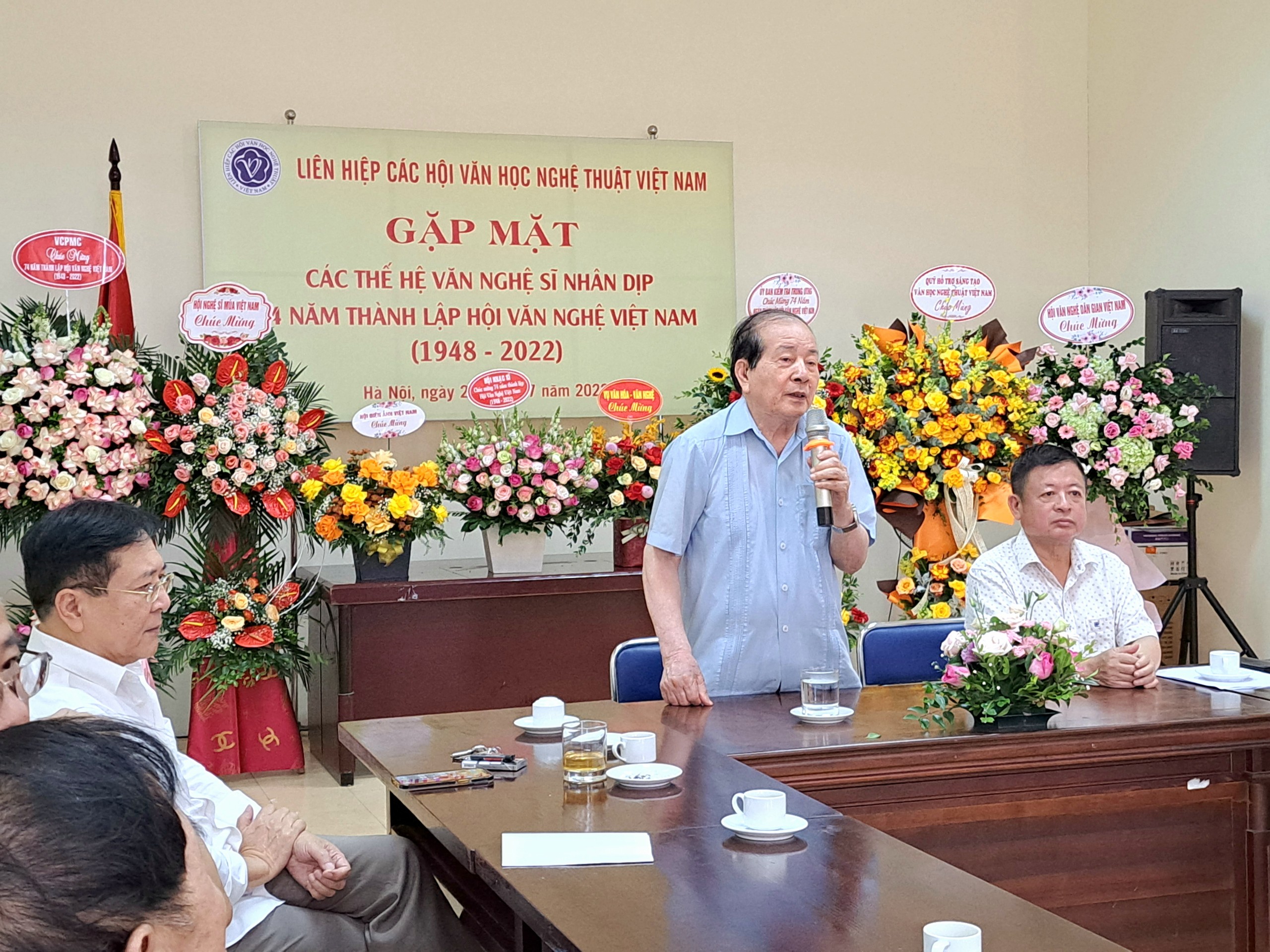 Gặp mặt kỷ niệm 74 năm thành lập Hội Văn nghệ Việt Nam - 2