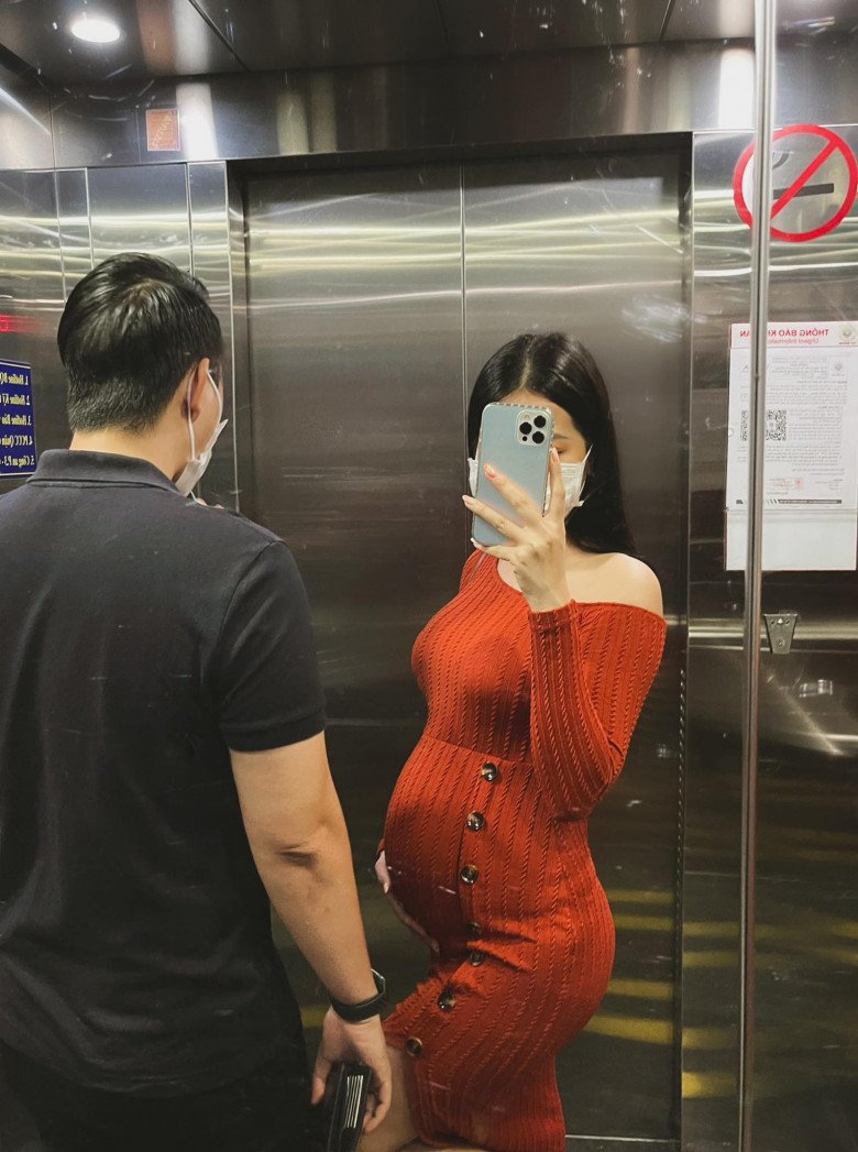 &#34;Tình địch Hương Giang&#34; mang bầu nghén 4 tháng, tăng 14kg vì thỏa sức ăn uống - 6