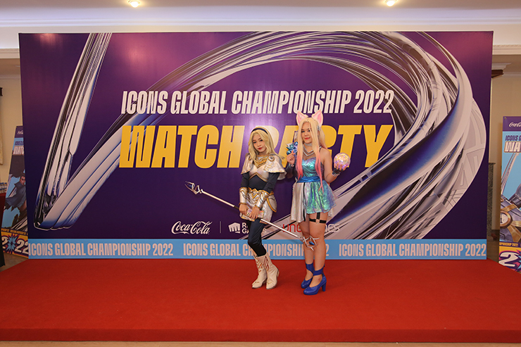 Coca-Cola cùng fan esport hào hứng cổ vũ chung kết thế giới Tốc Chiến Icons Global Championship 2022 - 1
