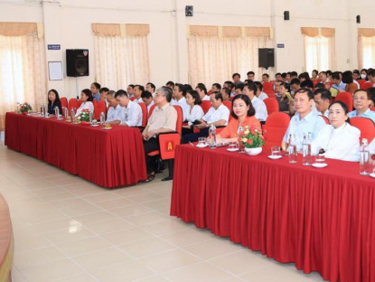  - Hơn 700 cán bộ tham dự các lớp bồi dưỡng kiến thức về văn hóa quản lý