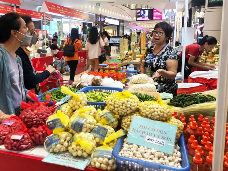 Nông nghiệp - “Hội chợ Xúc tiến thương mại nông nghiệp, sản phẩm OCOP Hà Nội 2022”: Khẳng định sự hợp tác chặt chẽ giữa Hà Nội và Tập đoàn AEON
