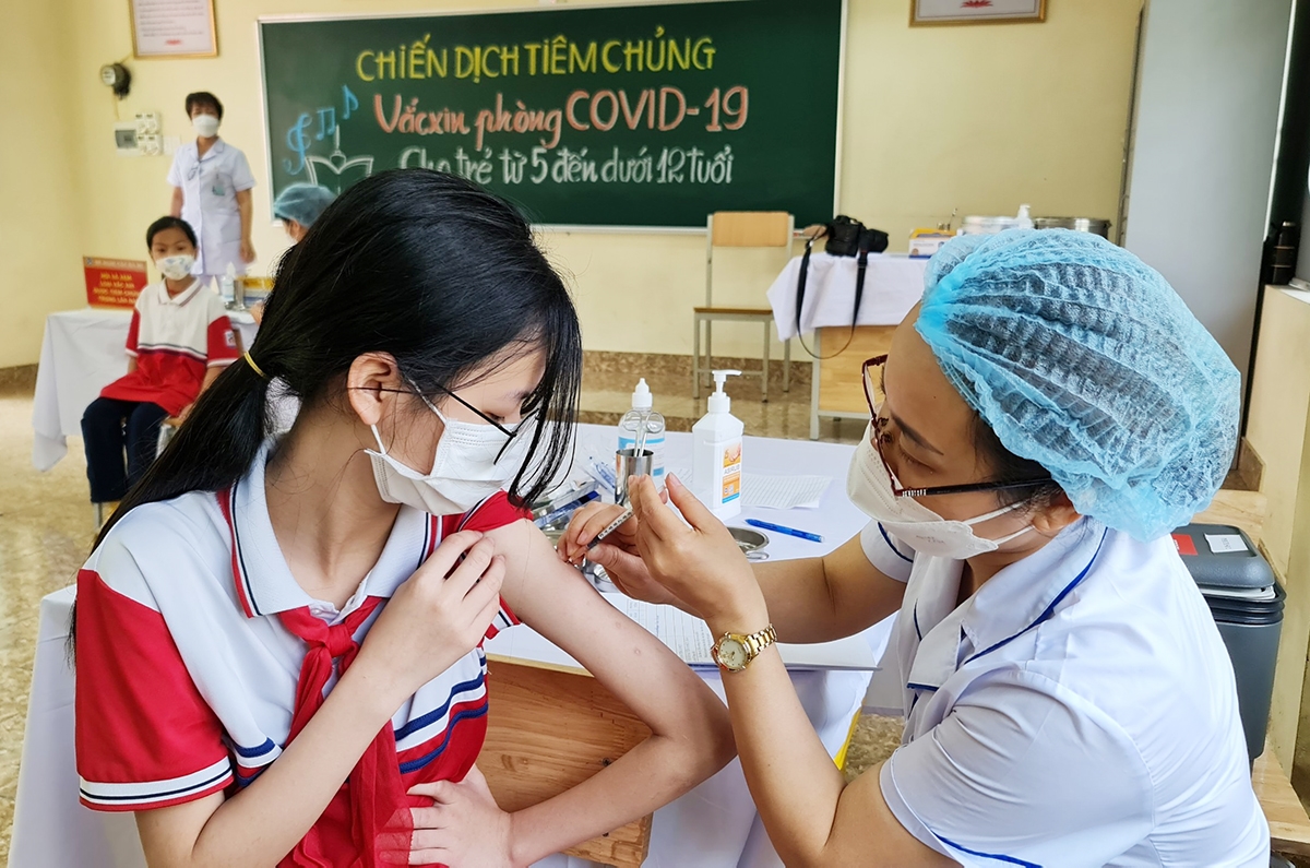 Chủ tịch UBND TP Hà Nội Trần Sỹ Thanh ban hành Công điện yêu cầu khẩn trương, thần tốc triển khai các công tác tiêm chủng vắc xin Covid-19 - 3