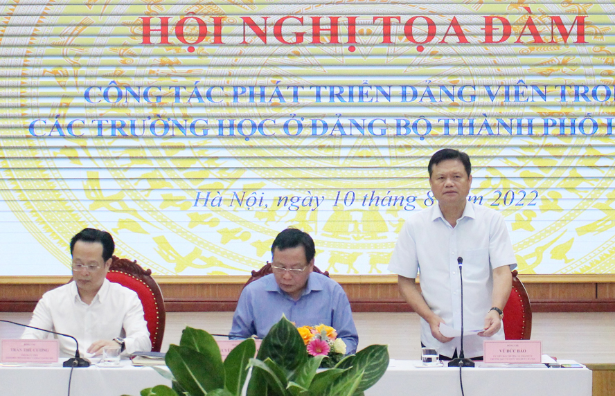 Hội nghị tọa đàm công tác phát triển đảng viên trong các trường học ở Đảng bộ thành phố Hà Nội - 1