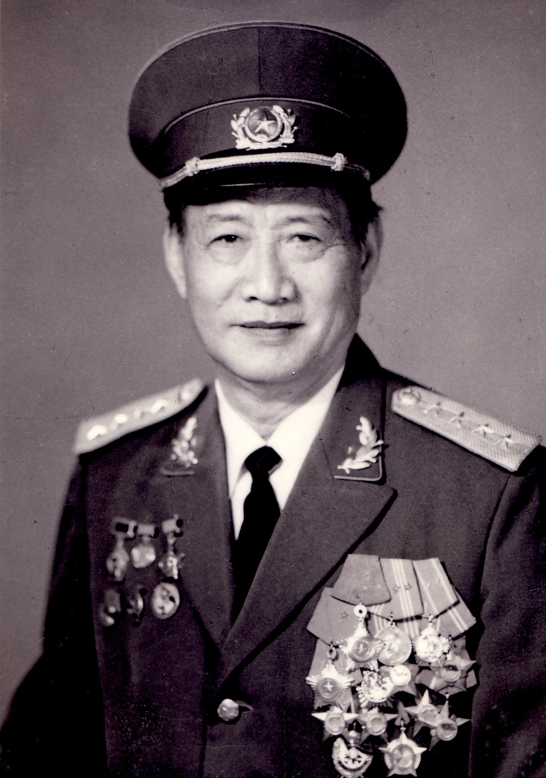 Tướng lĩnh và Nghệ sỹ - 1