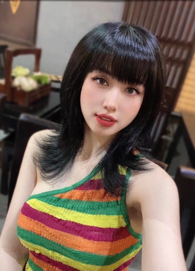 Hot girl Tâm Tít lấy chồng giàu sinh 2 con vẫn đẹp hơn gái son, Mi Vân, Hạnh Sino giờ ra sao? - 8