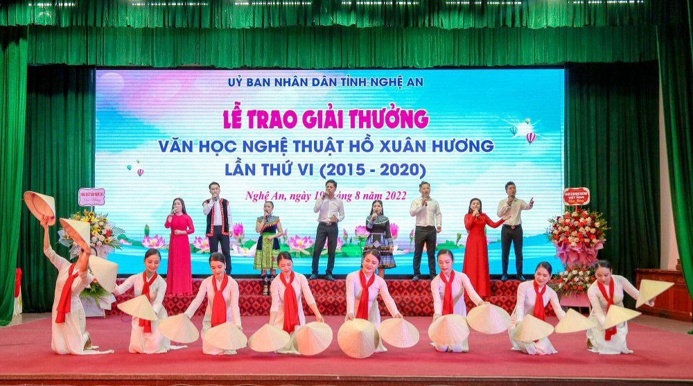 Giải thưởng Văn học Nghệ thuật Hồ Xuân Hương lần thứ VI: 74 tác phẩm và cụm tác phẩm có giá trị đoạt giải - 4