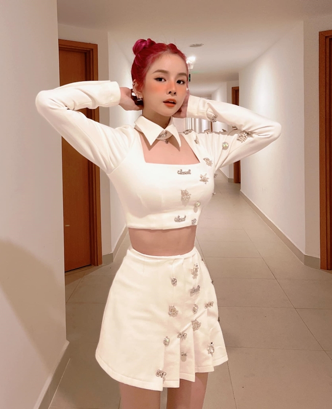 Vợ DJ xinh đẹp của Khắc Việt lúc kín đáo, khi táo bạo hết nấc, “hoa khôi DJ Đà Nẵng” thì sao? - 12