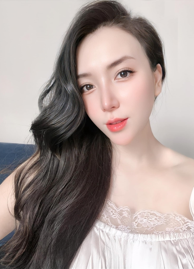 Vợ DJ xinh đẹp của Khắc Việt lúc kín đáo, khi táo bạo hết nấc, “hoa khôi DJ Đà Nẵng” thì sao? - 6