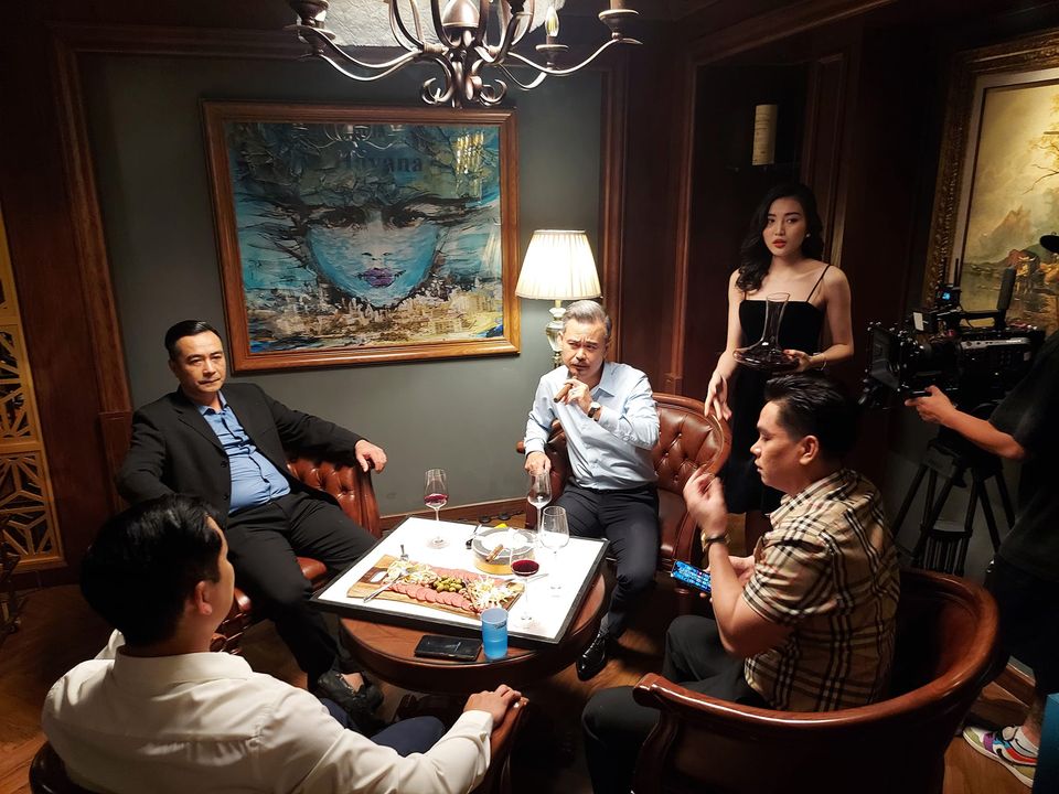 2 &#34;ông trùm hot nhất phim Việt&#34;: Bỏ chức Trưởng đoàn Nhà hát kịch, sống kín tiếng - 2