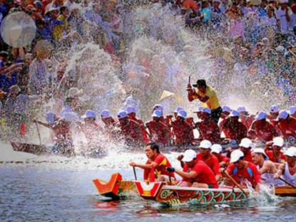 Bạn đọc - Lễ hội đua – bơi thuyền trên dòng Kiến Giang