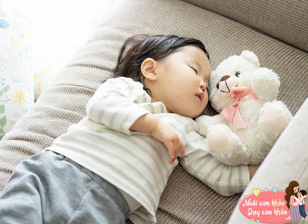 Trẻ ngủ trưa đúng cách học giỏi, thông minh hơn? Mẹo hay đưa con vào giấc ngủ trong 1 nốt nhạc - 9