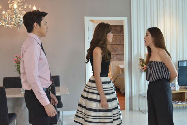 Chồng ngoại tình, vợ hỏi một câu khiến anh ngậm đắng, 2 tháng sau anh tới quỳ gối cầu xin - 1