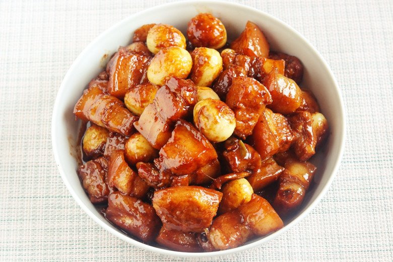 Mát trời làm thịt kho trứng lại thêm vài gia vị kiểu này, ăn xong ai cũng tấm tắc khen - 10