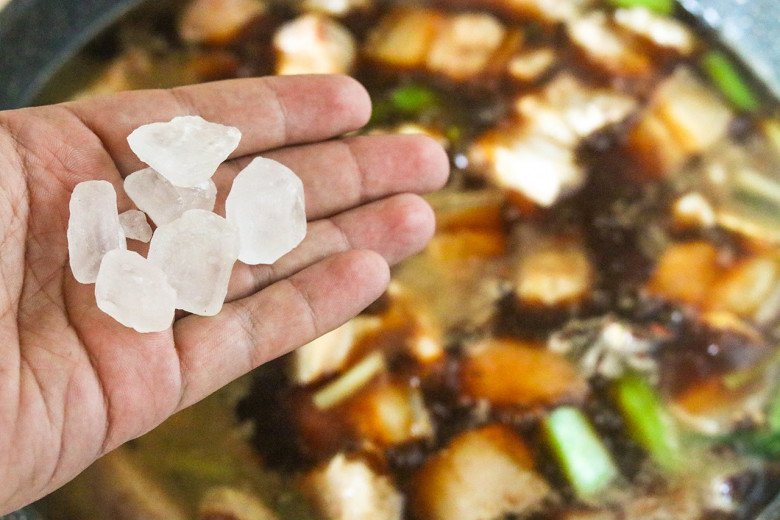 Mát trời làm thịt kho trứng lại thêm vài gia vị kiểu này, ăn xong ai cũng tấm tắc khen - 8