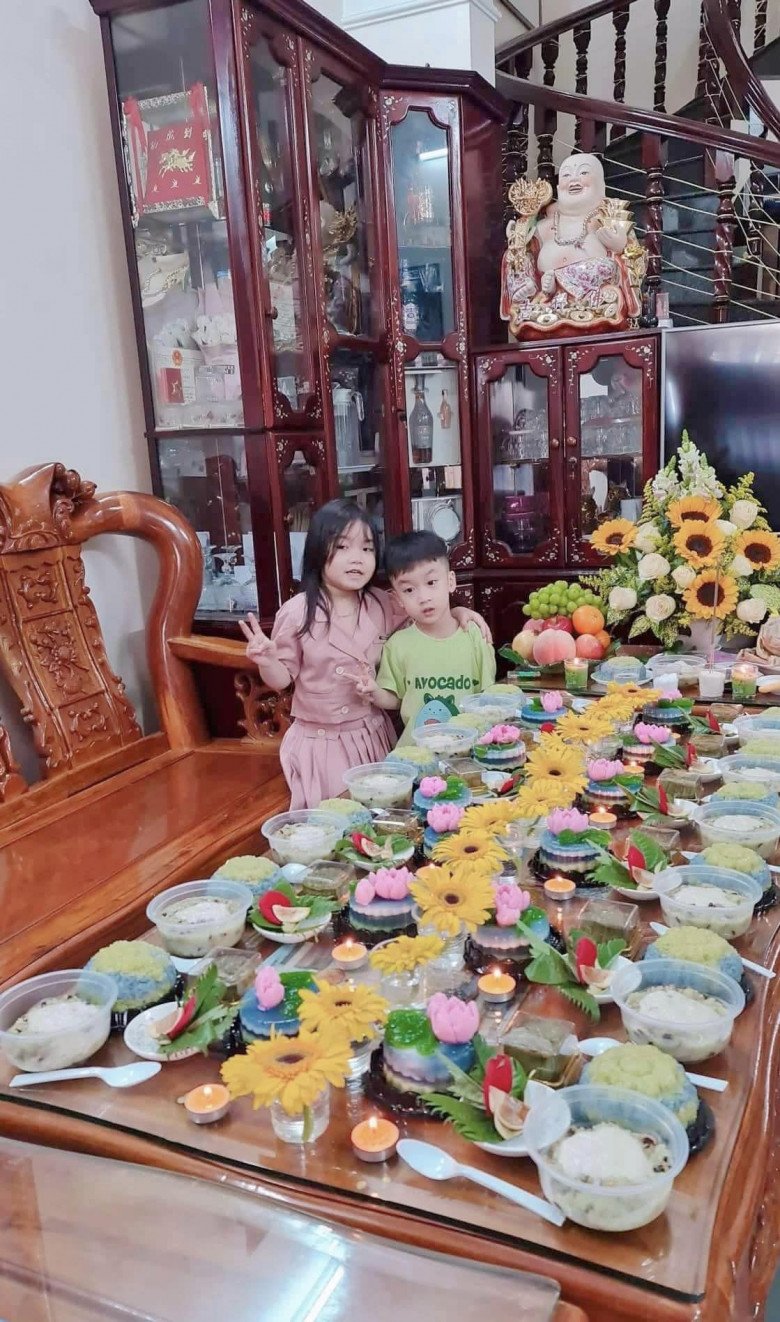 Mẹ Vũng Tàu làm mâm lễ cúng căn cho con 3 tuổi quá thịnh soạn, mang ý nghĩa lớn - 2