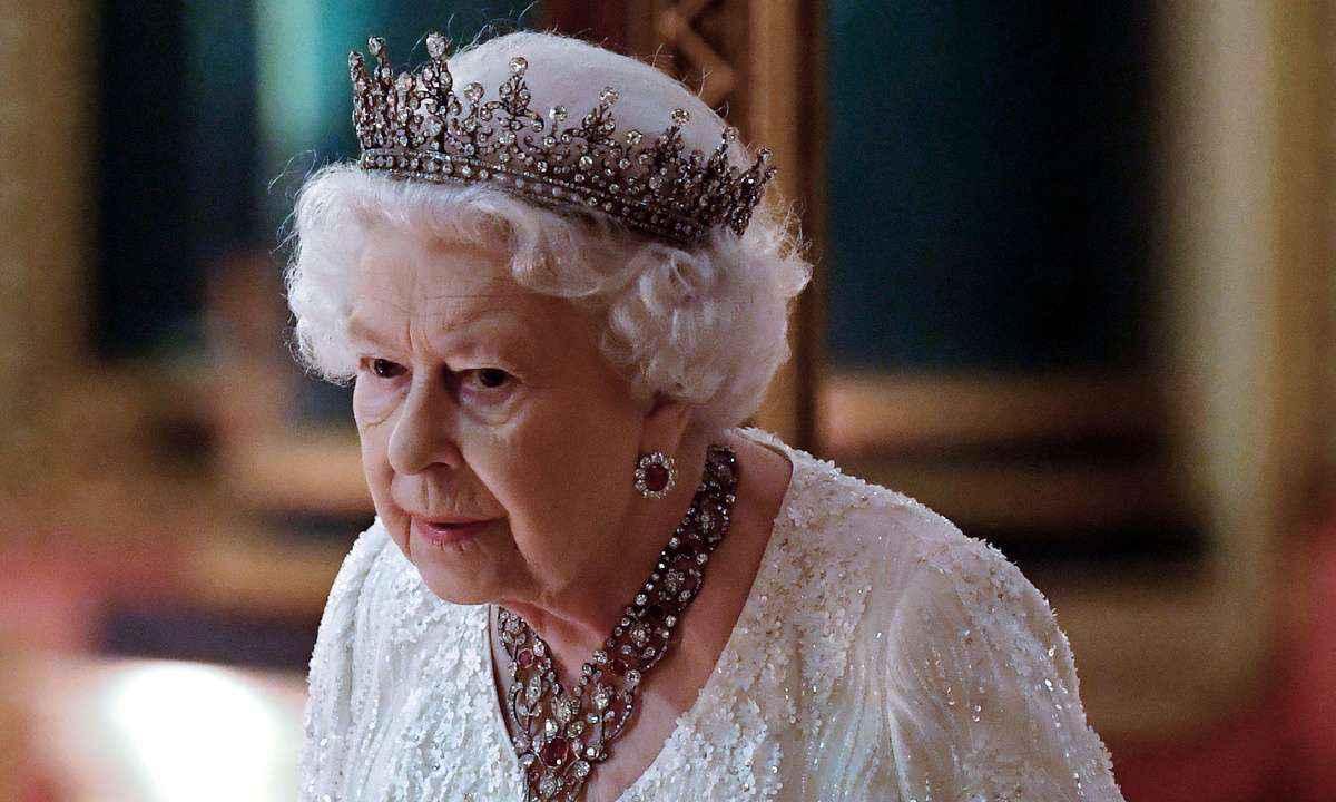 Nữ hoàng Elizabeth II khơi nguồn cảm hứng cho sáng tạo nghệ thuật - 1