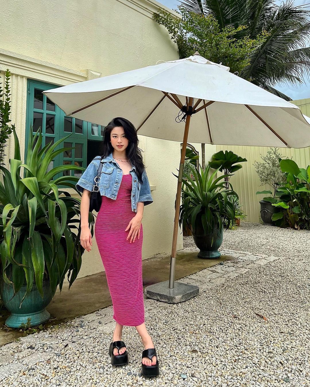 “Hot girl tạp hoá Thanh Hoá” sau nhiều năm ở ẩn, mặc gợi cảm nhưng đẳng cấp hơn xưa - 9