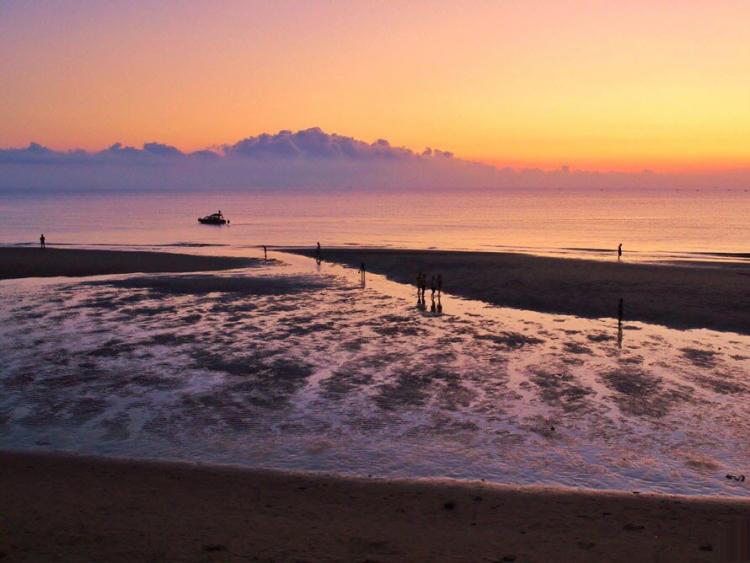 Thơ Lương Cẩm Quyên