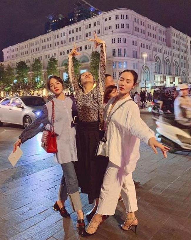 Lương Bích Hữu lộ nhan sắc thật qua ảnh chụp vội, sự thật ra sao với đồng niên? - 15