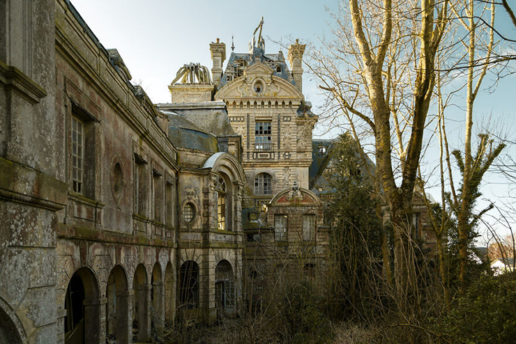 15 lâu đài bỏ hoang đẹp nhất thế giới - 14