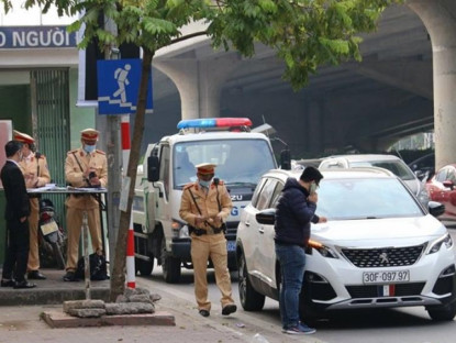 Pháp luật - Hà Nội: Nghiêm cấm cán bộ can thiệp vào việc xử lý vi phạm giao thông