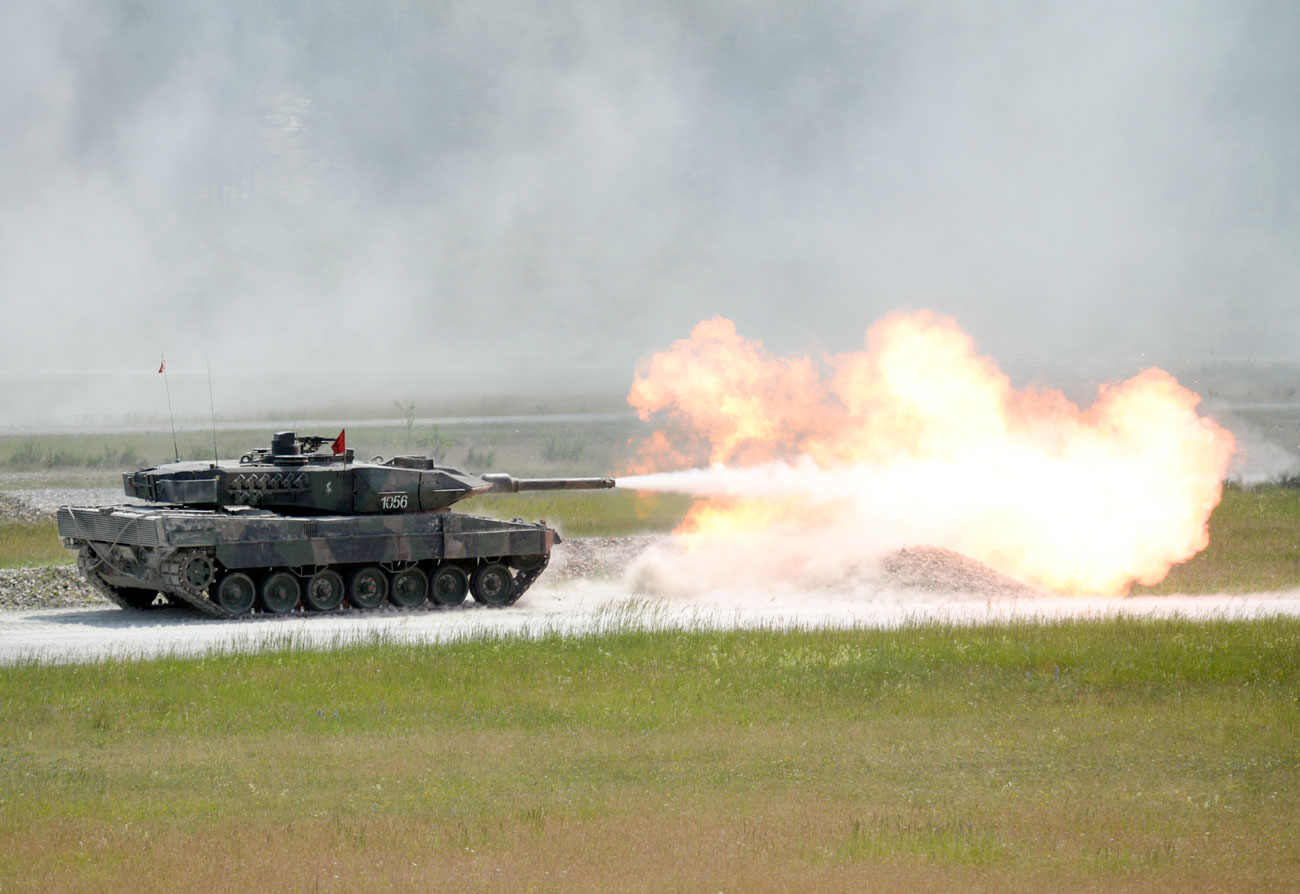 Báo Nga đánh giá loại xe tăng, xe bọc thép Đức có thể chuyển giao cho Ukraine - 2