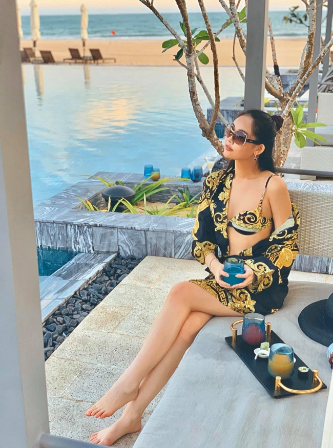 2 nữ giảng viên đại học Việt vừa đẹp vừa giàu nhưng đường tình duyên trái ngược - 10