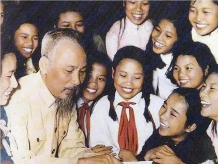 Góc nhìn - Hồ Chí Minh với triết lý giáo dục phổ thông giản dị, hiện đại