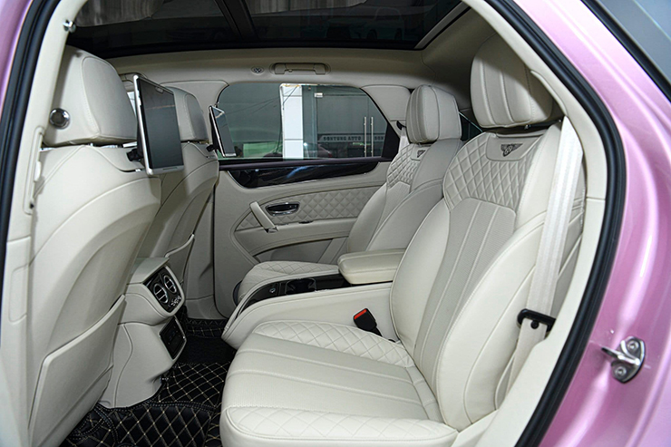 Hàng hiếm Bentley Bentayga màu Passion Pink tại Việt Nam được chào bán “giá rẻ” - 9