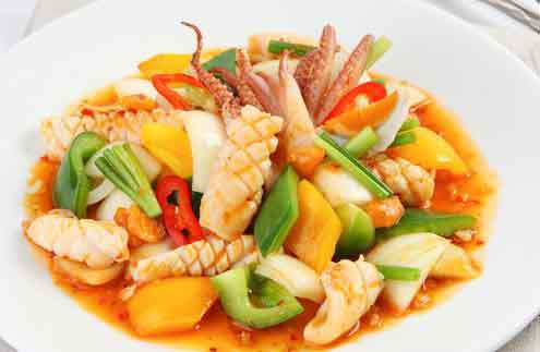 11 cách làm mực xào thập cẩm cùng dưa leo, hành tây ngon giòn, không tanh - 8