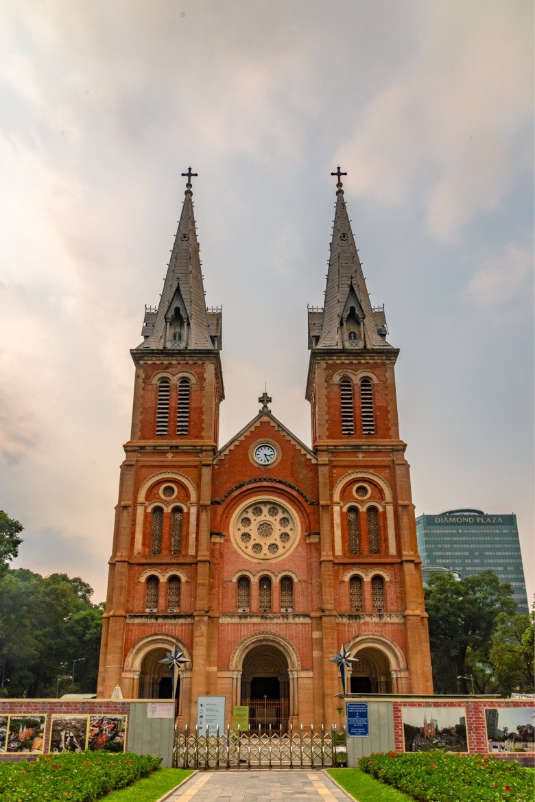 Yêu cầu làm rõ nguyên nhân vỡ đường băng sân bay Vinh - 6