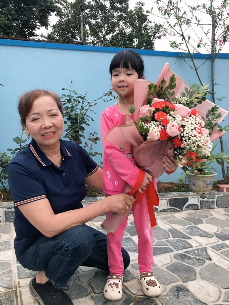 “Chồng nhà người ta” 3h sáng dậy bán cá ở chợ, về vẫn nấu cơm chăm vợ ở cữ, tiết lộ về mẹ chồng còn ngạc nhiên hơn - 8