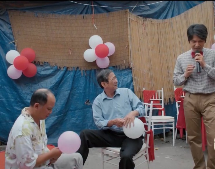 Đám cưới gây xôn xao khu chợ hút hơn 1 triệu lượt xem - 1