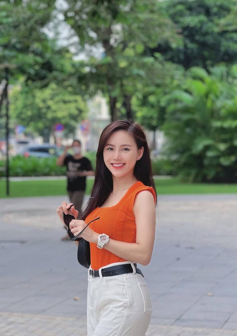 “Tiểu thư giang hồ” VTV ngoài đời là mẹ đơn thân, bầu bí tăng 26kg mà giờ body “mòn con mắt” - 7