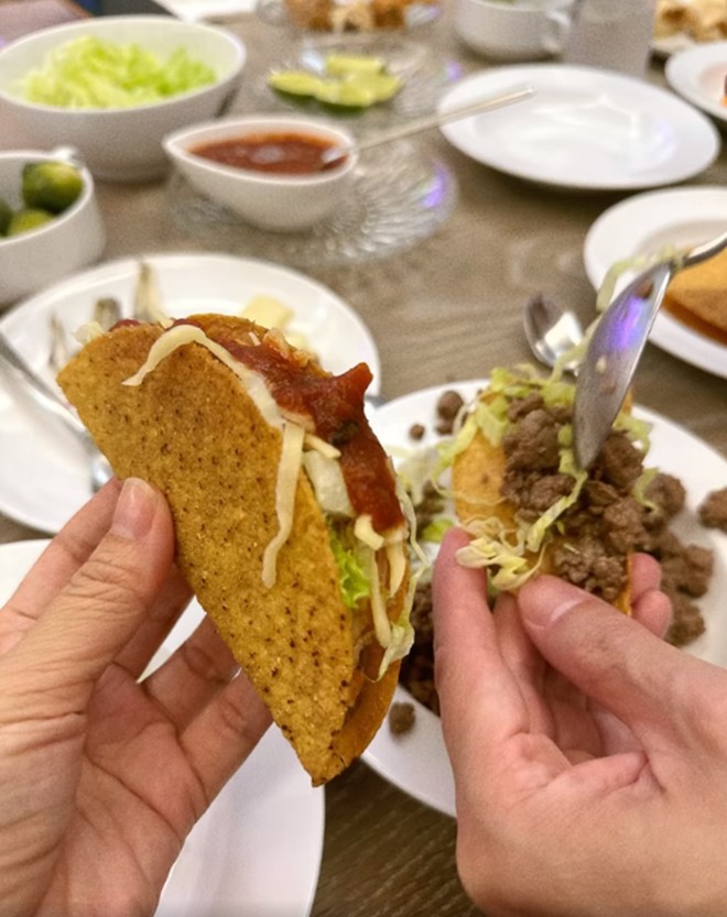 Phan Như Thảo đi khỏi nhà quá 10 ngày mới được chồng vào bếp nấu cho ăn, đại gia 61 tuổi làm ngay món giòn rụm - 6