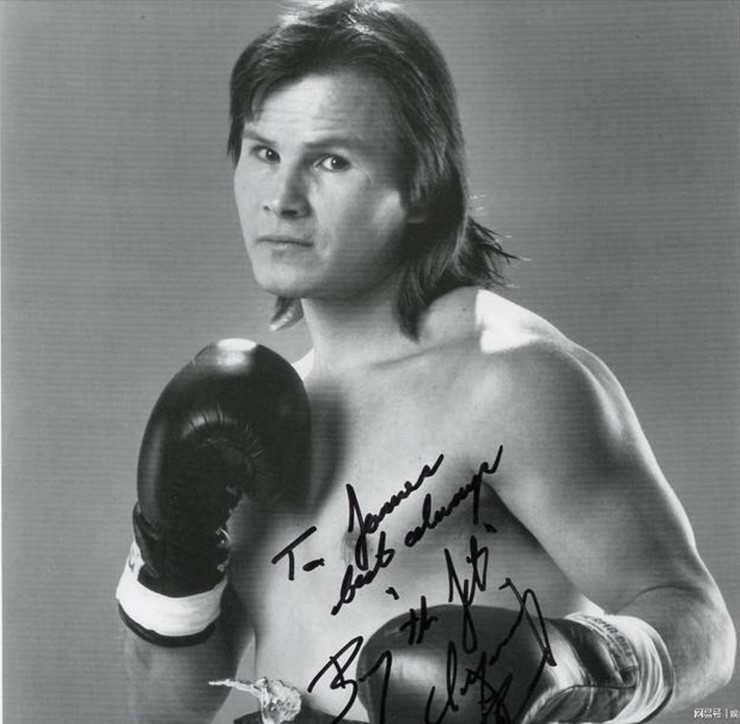 Siêu sao võ thuật 6 lần vô địch thế giới, đá Thành Long bay xuống đất, Nguyên Bưu bất tỉnh - 3