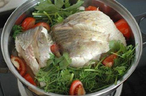 Cá hấp bia ngọt thơm, đậm vị mà không bị tanh cho cơm nhà thêm hấp dẫn - 7