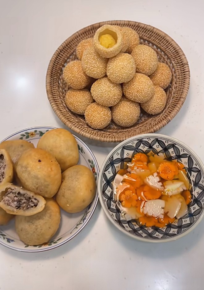 Gia đình nổi tiếng mạng xã hội Việt: Vợ đảm, chồng siêu nấu nướng, con gái vào bếp cưng xỉu - 11