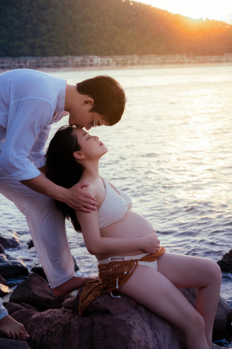 Vợ diễn viên Anh Tú sắp lâm bồn vóc dáng vẫn thon gọn, nhan sắc nhận &#34;cơn mưa&#34; lời khen - 3