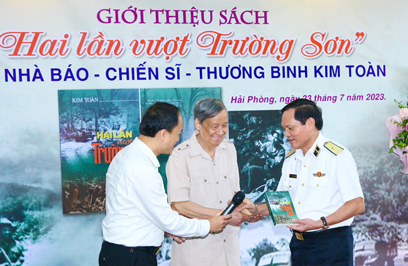 Giới thiệu ra mắt cuốn sách “Hai lần vượt Trường Sơn” của nhà báo – chiến sỹ - thương binh Kim Toàn - 3