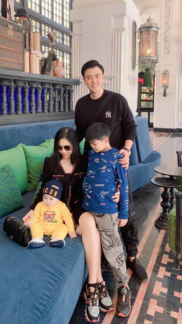 Vợ MC Tuấn Tú ngoài đời từng bị bàn tán ngoại hình, sinh 2 con được khen ngày càng đẹp - 7