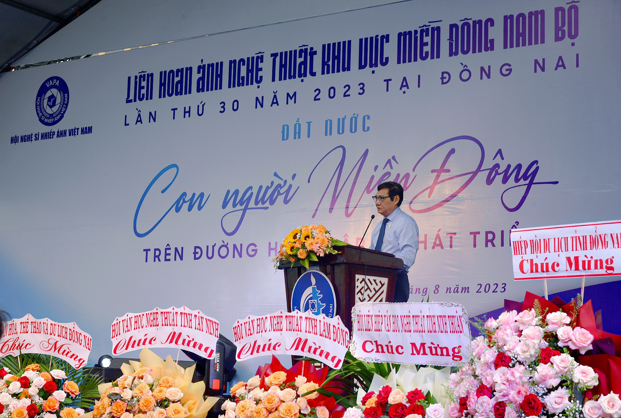 Liên hoan ảnh nghệ thuật Đông Nam Bộ lần thứ 30 - 2