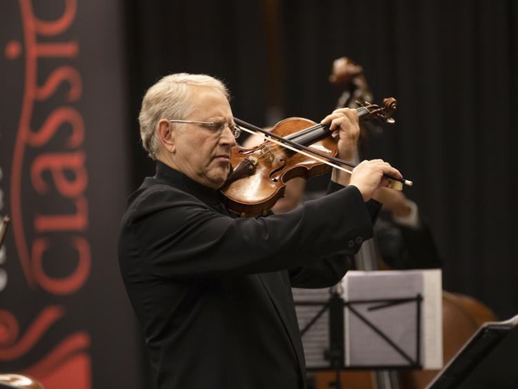 Nghệ sĩ - Huyền thoại violin thế giới Shlomo Mintz sẽ biểu diễn tại Việt Nam