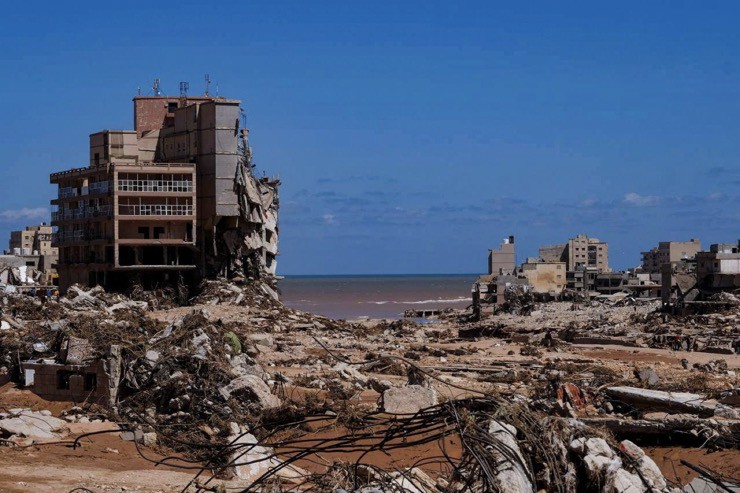 Vỡ đập ở Libya: Tang thương cảnh &#34;1/4 thành phố bị xóa sổ&#34; - 6
