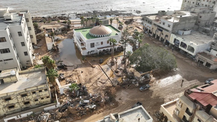 Vỡ đập ở Libya: Tang thương cảnh &#34;1/4 thành phố bị xóa sổ&#34; - 4